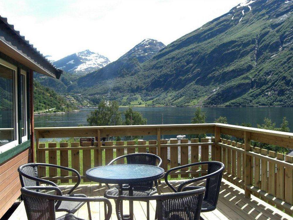 Grande Hytteutleige Og Camping Geiranger Exterior foto