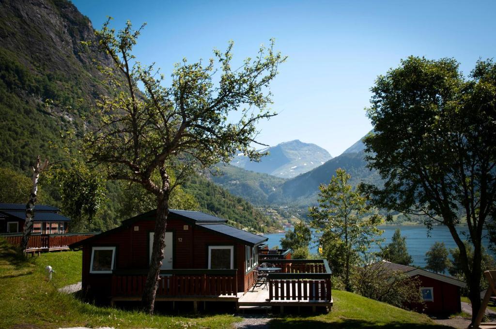 Grande Hytteutleige Og Camping Geiranger Habitación foto