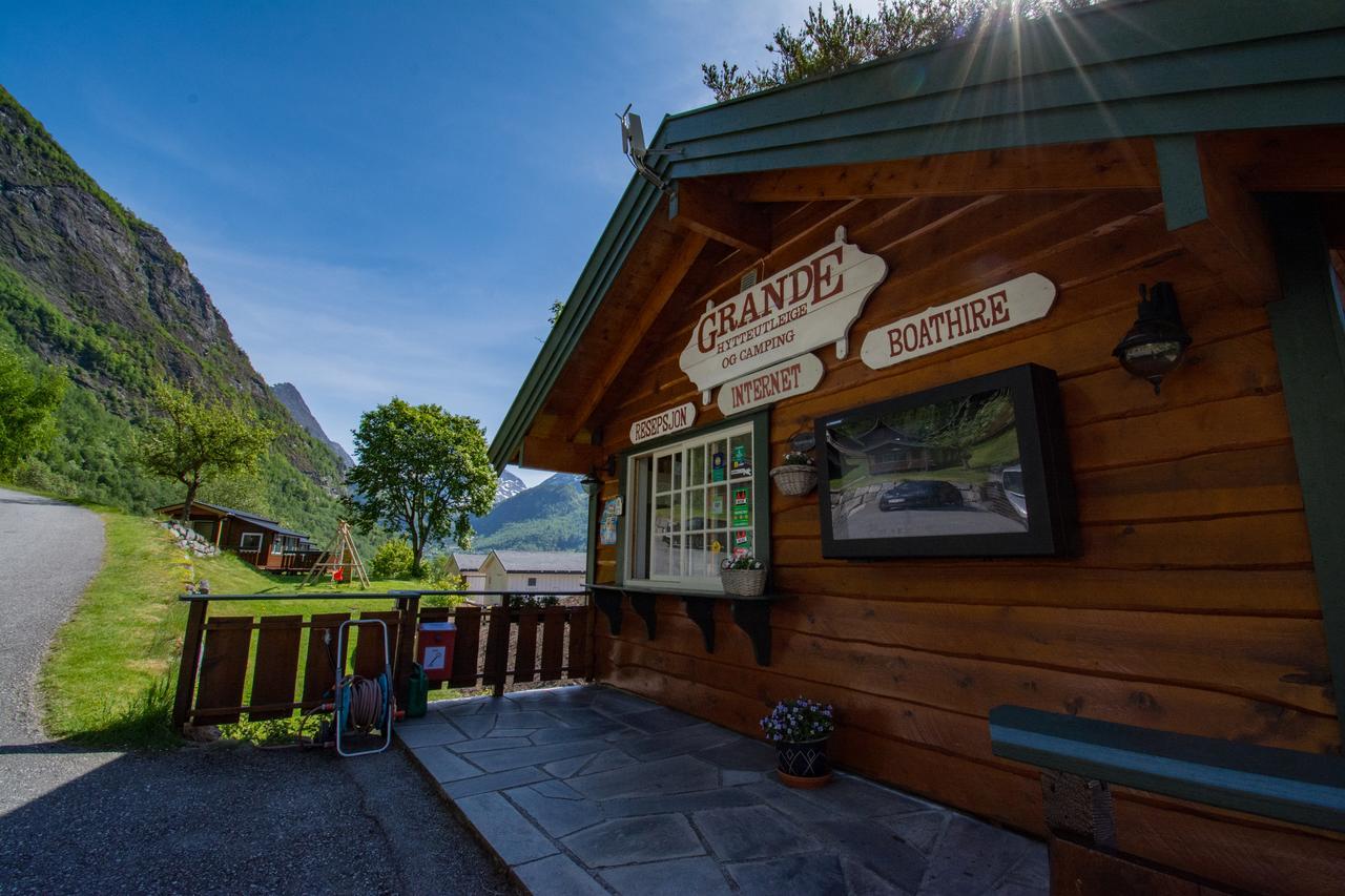 Grande Hytteutleige Og Camping Geiranger Exterior foto